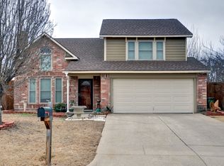 4801 Shadyway Dr, Arlington, TX 76018