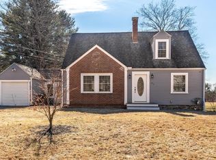 27 Seven Star Rd, Groveland, MA 01834