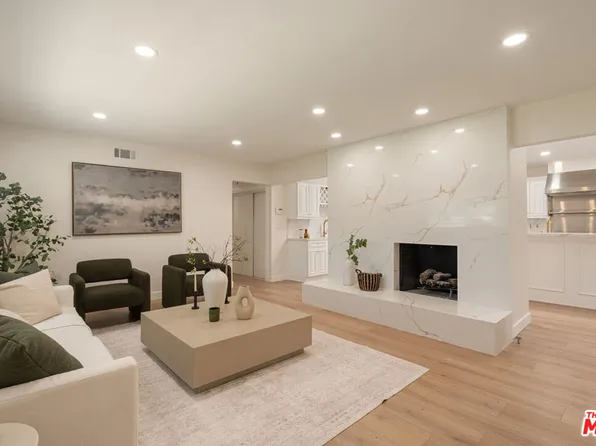 1010 E Leadora Ave, Glendora, CA 91741