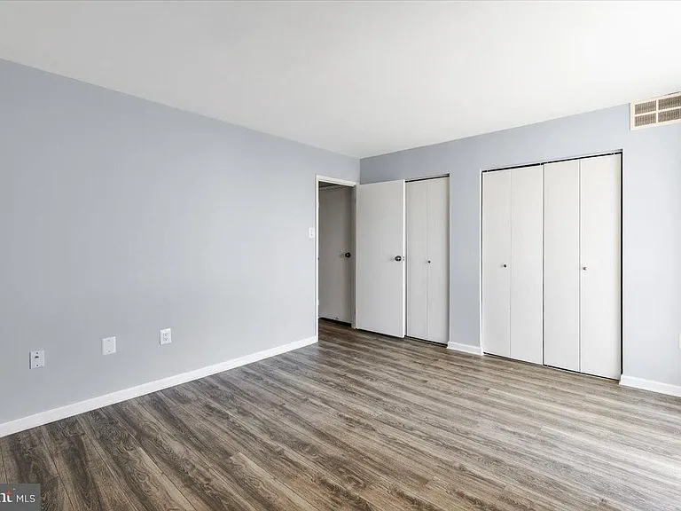 5300 Holmes Run Pkwy #1210 — Photo 25