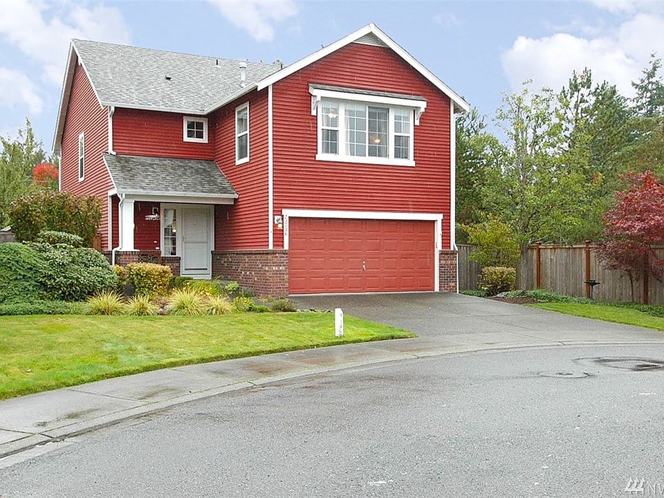 This is the best home on the market in Maple Valley at this price! Super private setting with the back yard bordering the trail! Hurry! Won't last!