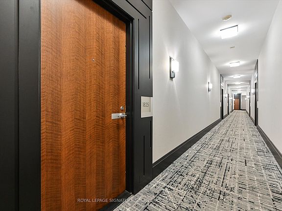 3rd image of 111 Elizabeth St #1825