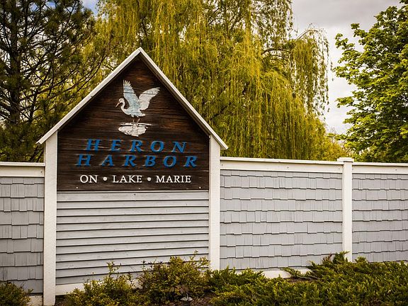 1429 Heron Dr