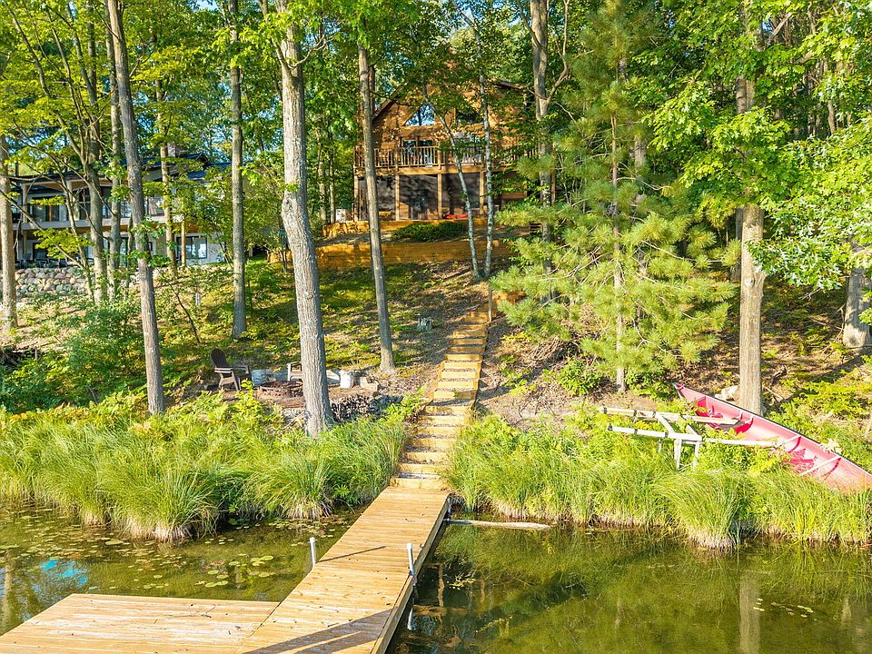 1st image of 8711 N Island Dr