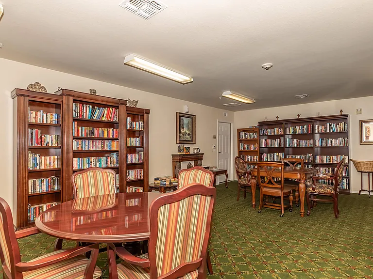Wright Senior Apartments — Photo 18
