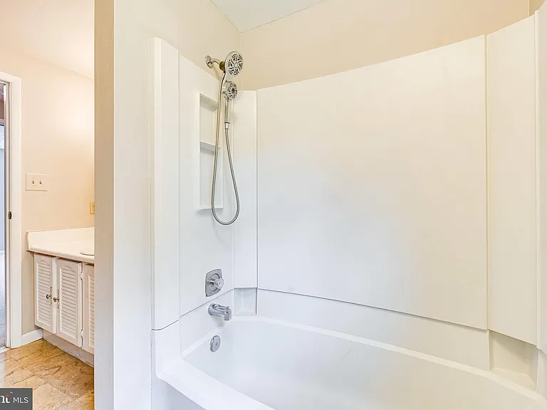3381 Monarch Ln — Photo 39