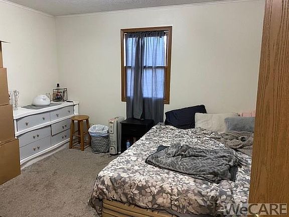 5th image of 311 Scott Ave