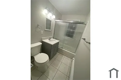 16 Clarmore Dr #2A Photo 1