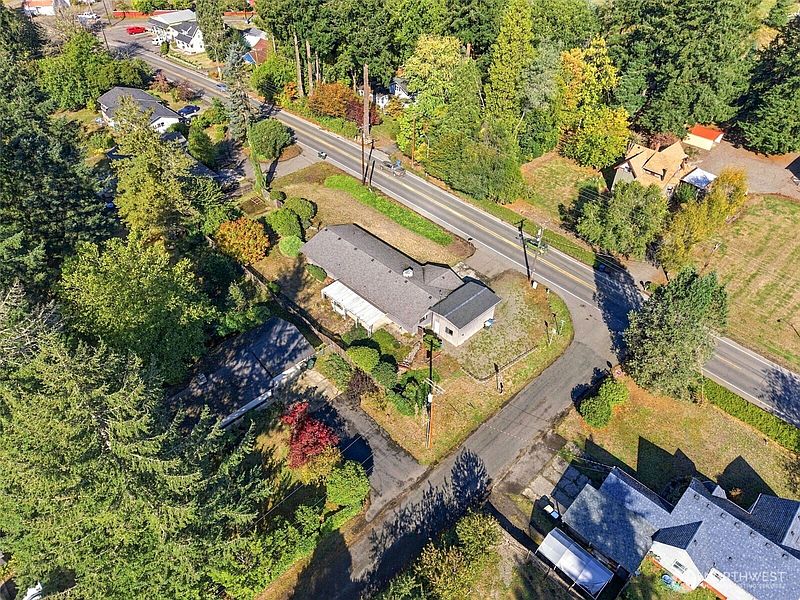 5th image of 316 Downing Road