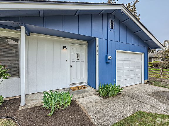 3rd image of 17114 20th Avenue Ct E