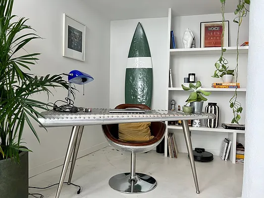 Sold by Compass | media 5