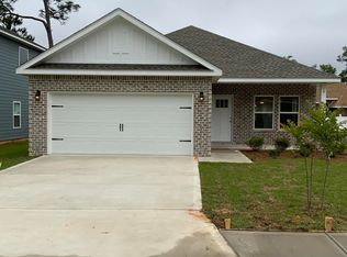 14 Sandhill Ct, Freeport, FL 32439