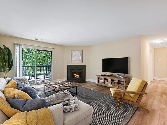 2nd image of 11608 Little Patuxent Pkwy #600-202