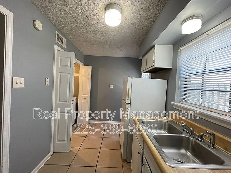 Brightside Manor — Photo 4