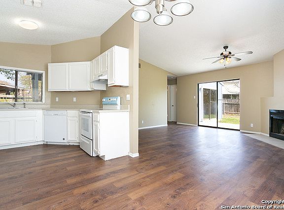 5th image of 6031 Sunrise View Dr