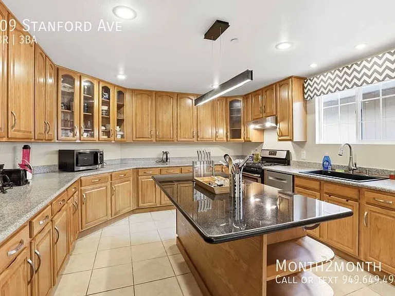 609 Stanford Ave — Photo 25