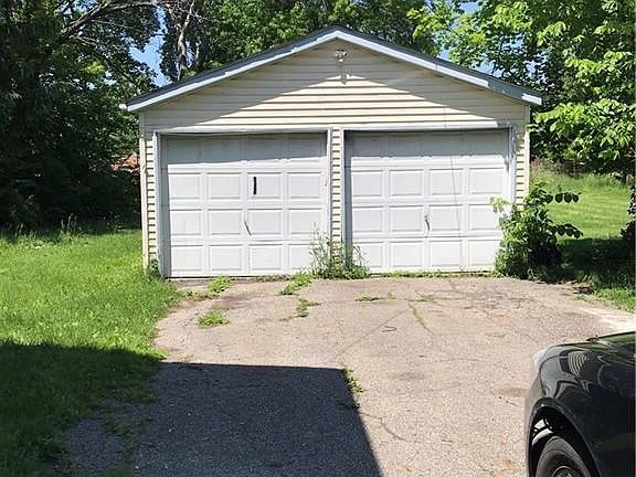 2nd image of 1249 Grant St SE