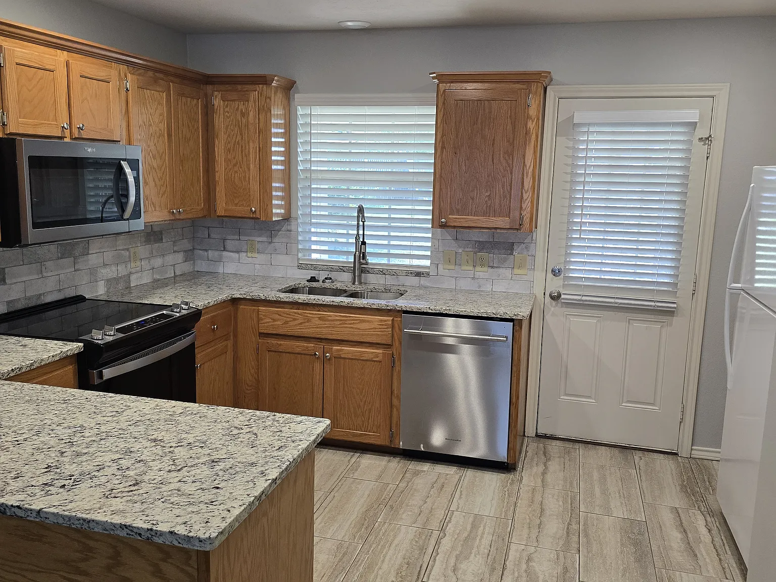 5217 Galloping Way — Photo 1