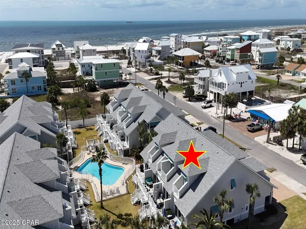 101 39th St #B, Mexico Beach, FL 32456