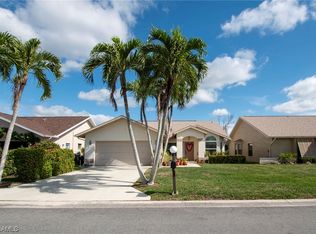 13285 Greywood Cir, Fort Myers, FL 33966