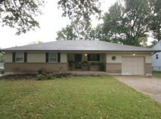 901 W 85th St, Kansas City, MO 64114