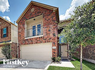 17039 Amarose Dr, Houston, TX 77090