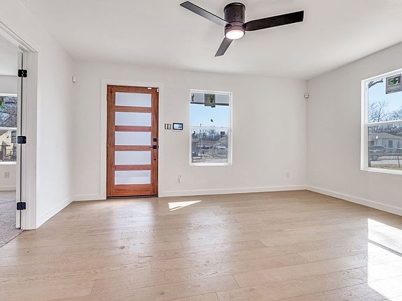4th image of 2503 Stovall Dr Unit A