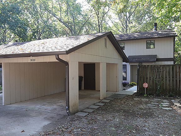 2nd image of 3959 Wendy Ln