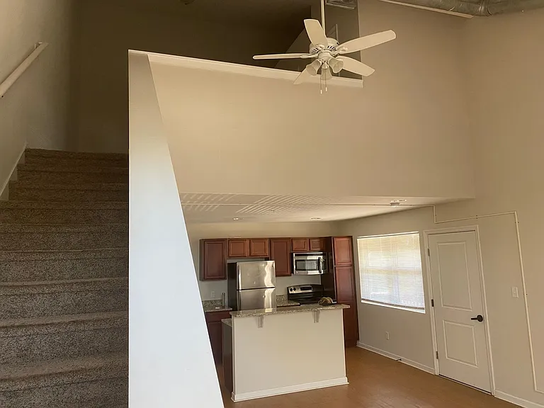 Savannah Lofts — Photo 19