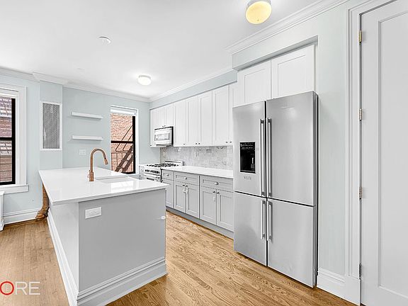 4th image of 42-22 Ketcham St #C18c19