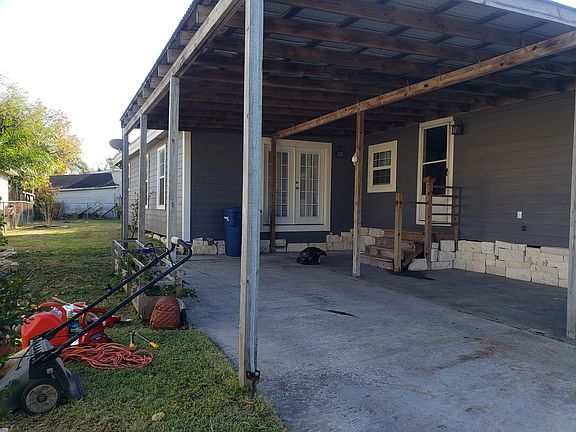 2nd image of 6025 Skyline Dr