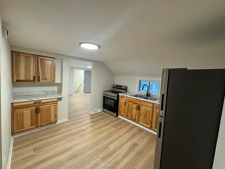 1003 Avery Ave #2 — Photo 5