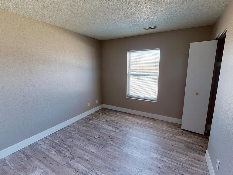 Ridgeland Park Apartments — Photo 11