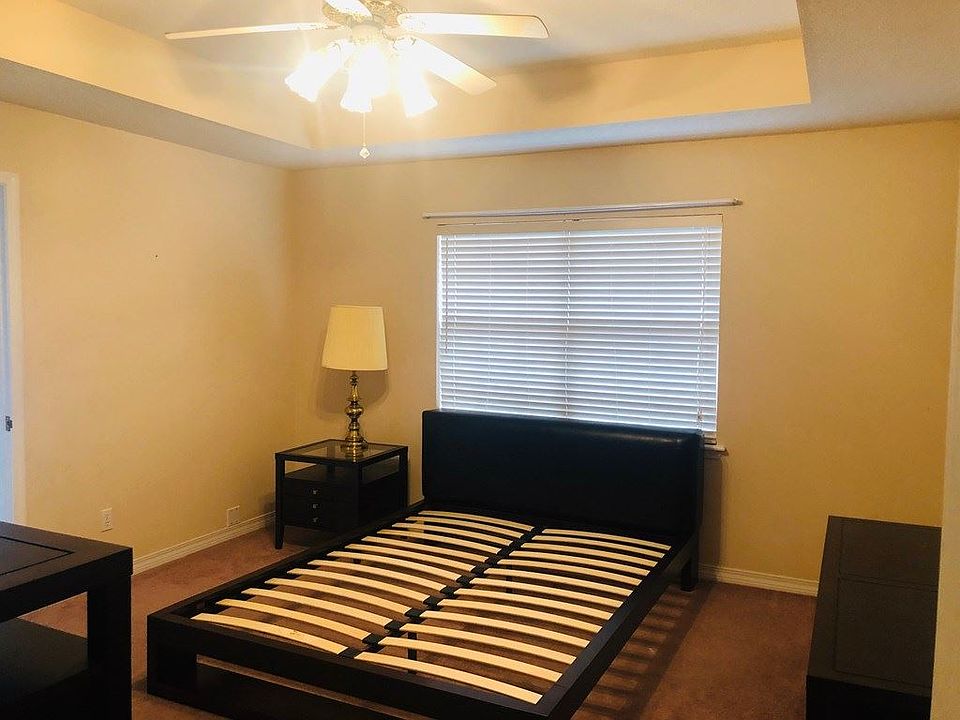 2nd image of 305 Country Club Dr