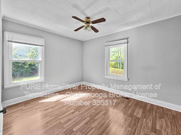 3rd image of 953 Chattanooga Valley Rd