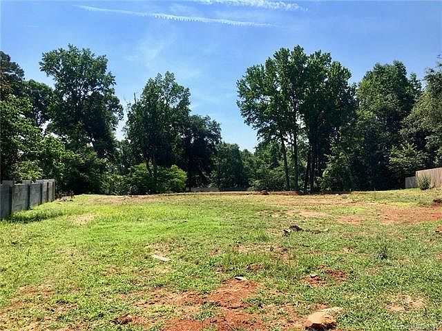 1st image of 4901 Carmel Club Dr
