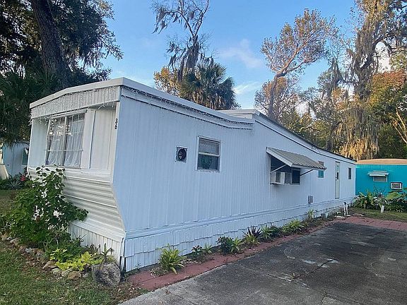 2nd image of 143 Acapulco Ln