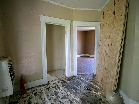 5th image of 1609 Ionia St