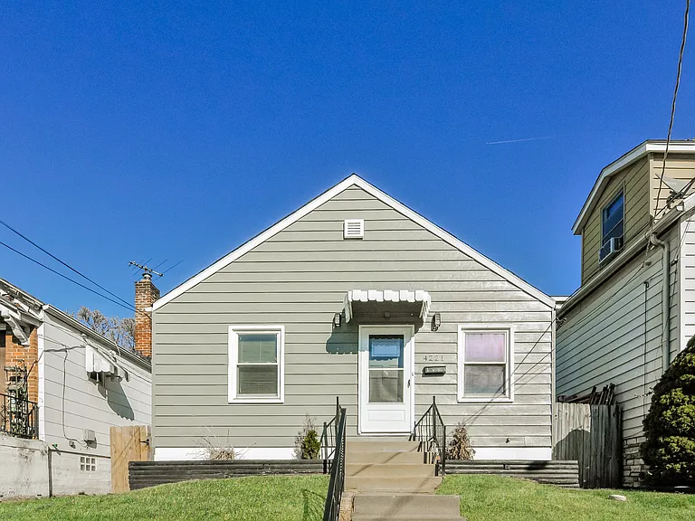 4221 Schiller Pl — Photo 1