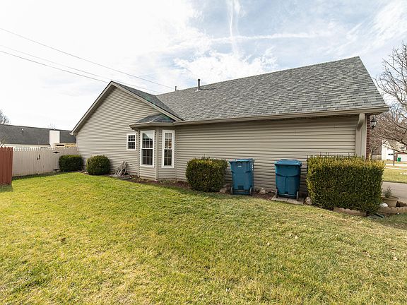 2nd image of 9502 Deer Trail Pl