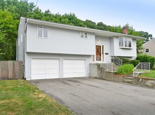 49 Circle Dr N, East Patchogue, NY 11772