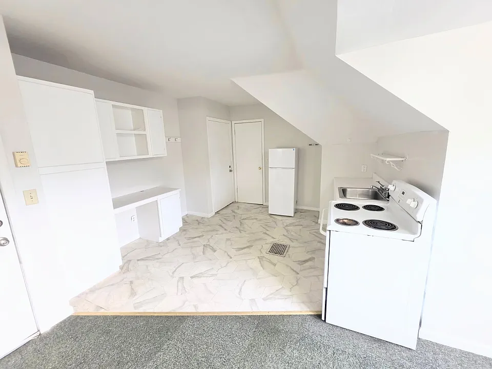 840-842 Columbia Ave #840-C