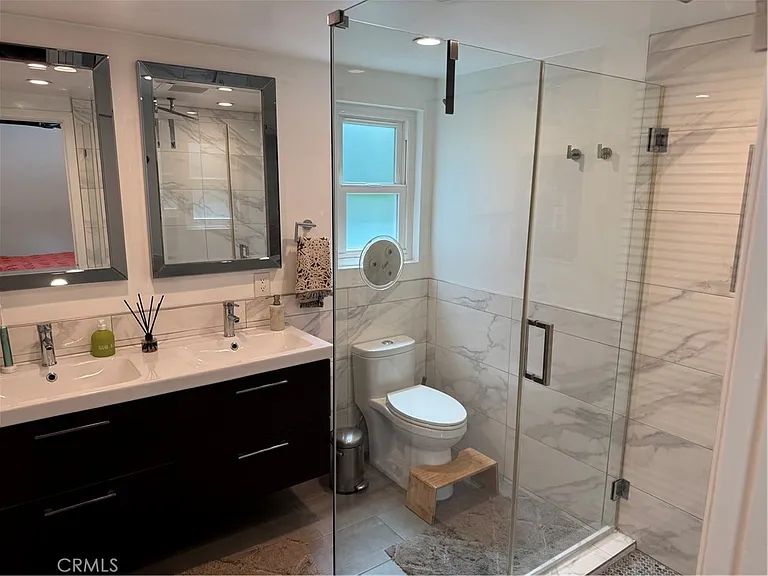 2831 Francis Ln — Photo 18