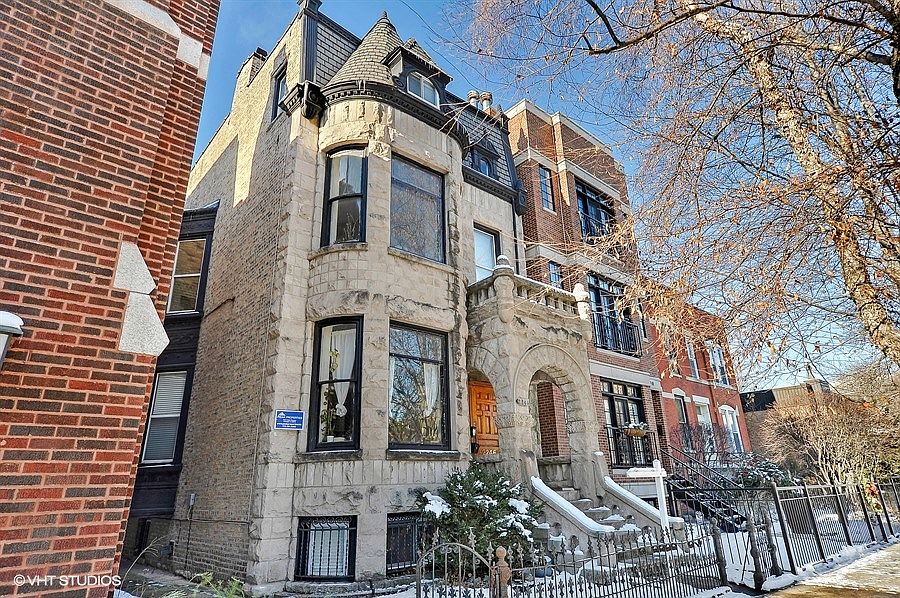 2246 N Racine Ave