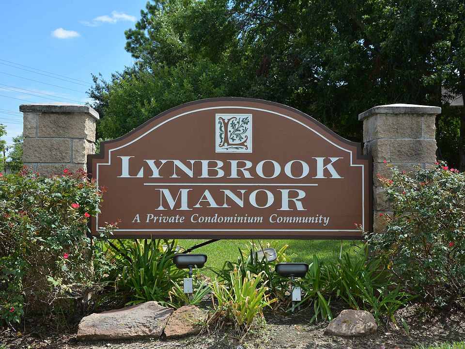 Lynbrook 