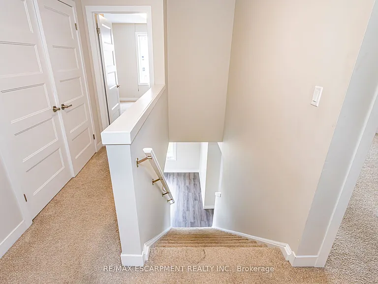 941 Manhattan Way — Photo 16