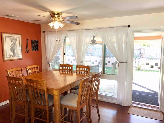 3rd image of 3026 Flagler Ave