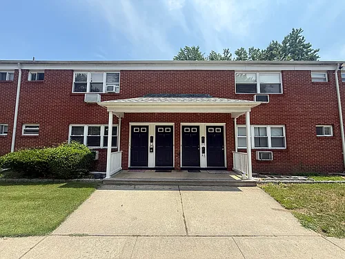 175 South St Photo 1