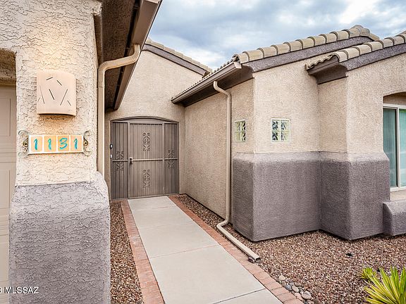3rd image of 1131 W Belltower Dr