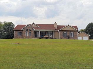 4817 Pinecreek Dr, Farmington, MO 63640